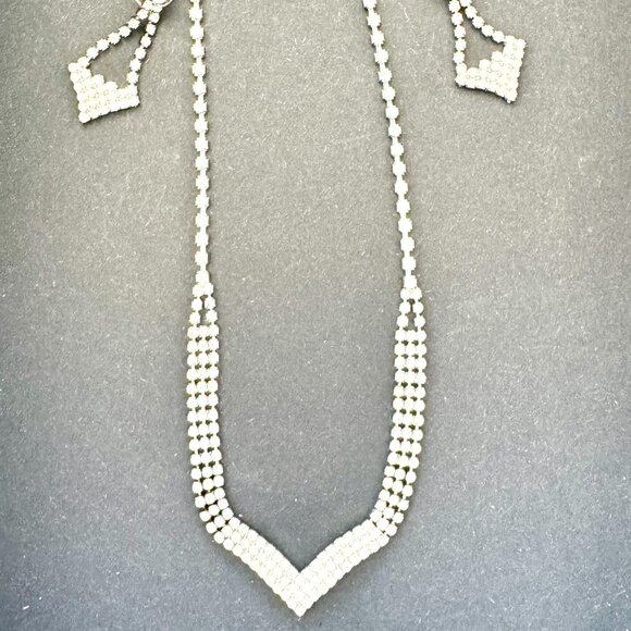 Rhinestone and silvertone Necklace and Earring set - Picture 1 of 7